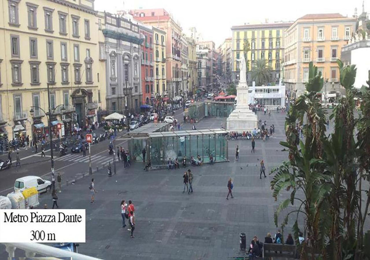 Santa Chiara Apartment Napoli Eksteriør bilde